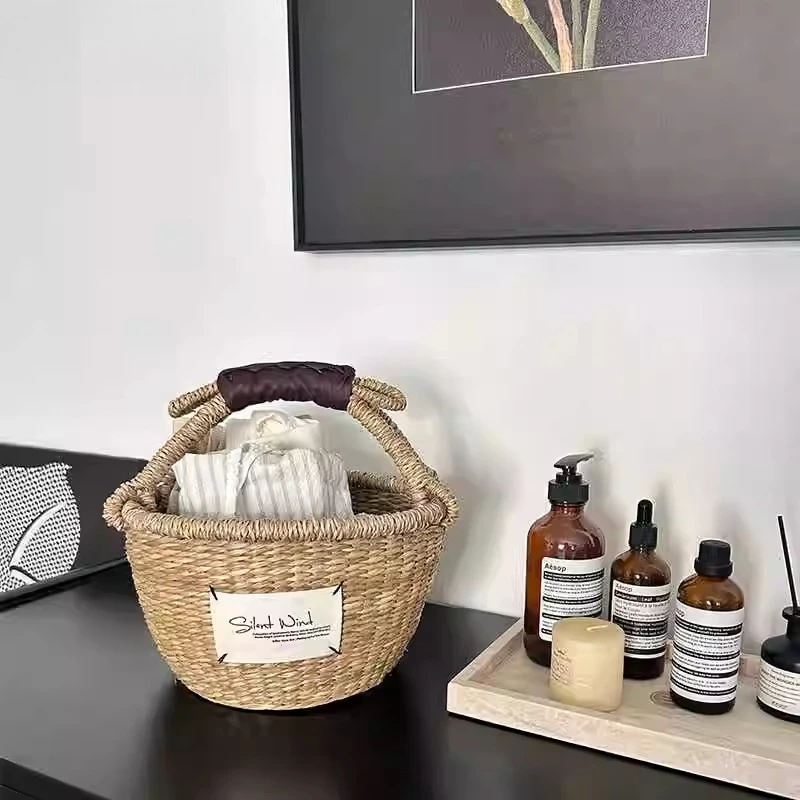 

Hand-woven storage basket Household fruit sundries Handheld grocery shopping basket Picnic fruit and vegetable basket