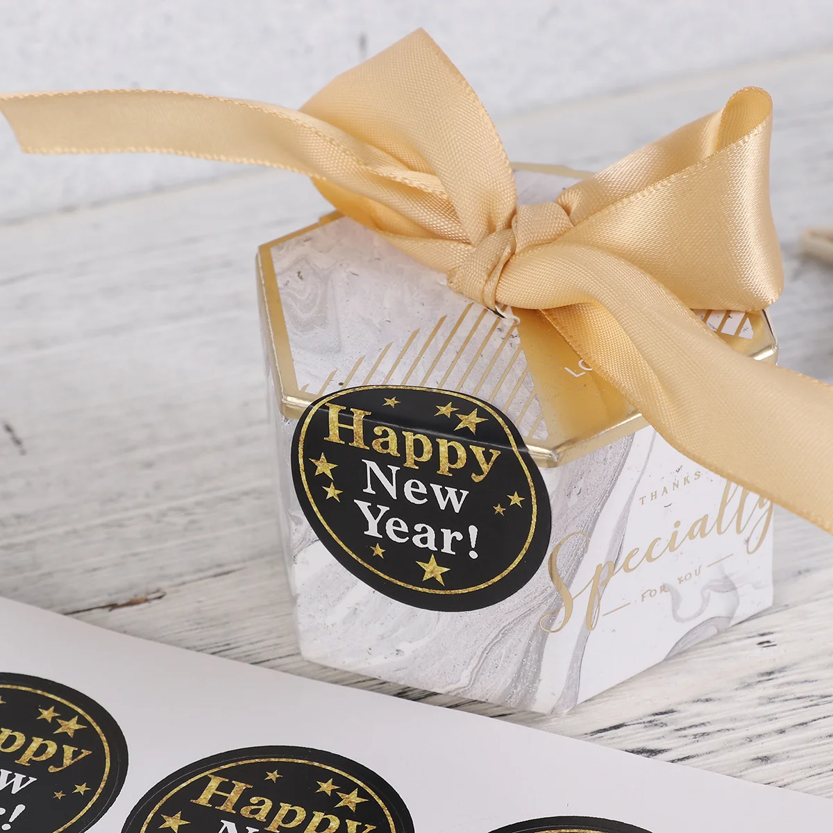 

New Year Sealing Stickers Round Black Adhesive Diy Cookie Bag Labels For Baking Packaging Happy New Year Stickers