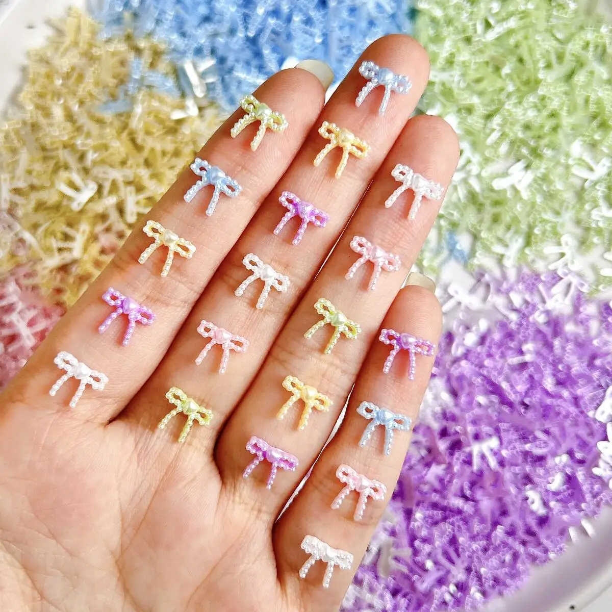 

50PCS New Creative Simulated Pearl Bow Resin Nail Charms Solid Color Heart Bowknots Nail Art Decorations for DIY Princess Nails