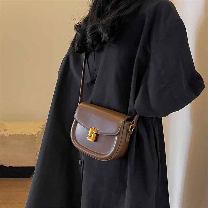 LEFTSIDE Vintage Pu Leather Underarm Bags For Women 2023 Fashion Designer Female Small Saddle Crossbody Bag Handbags And Purses