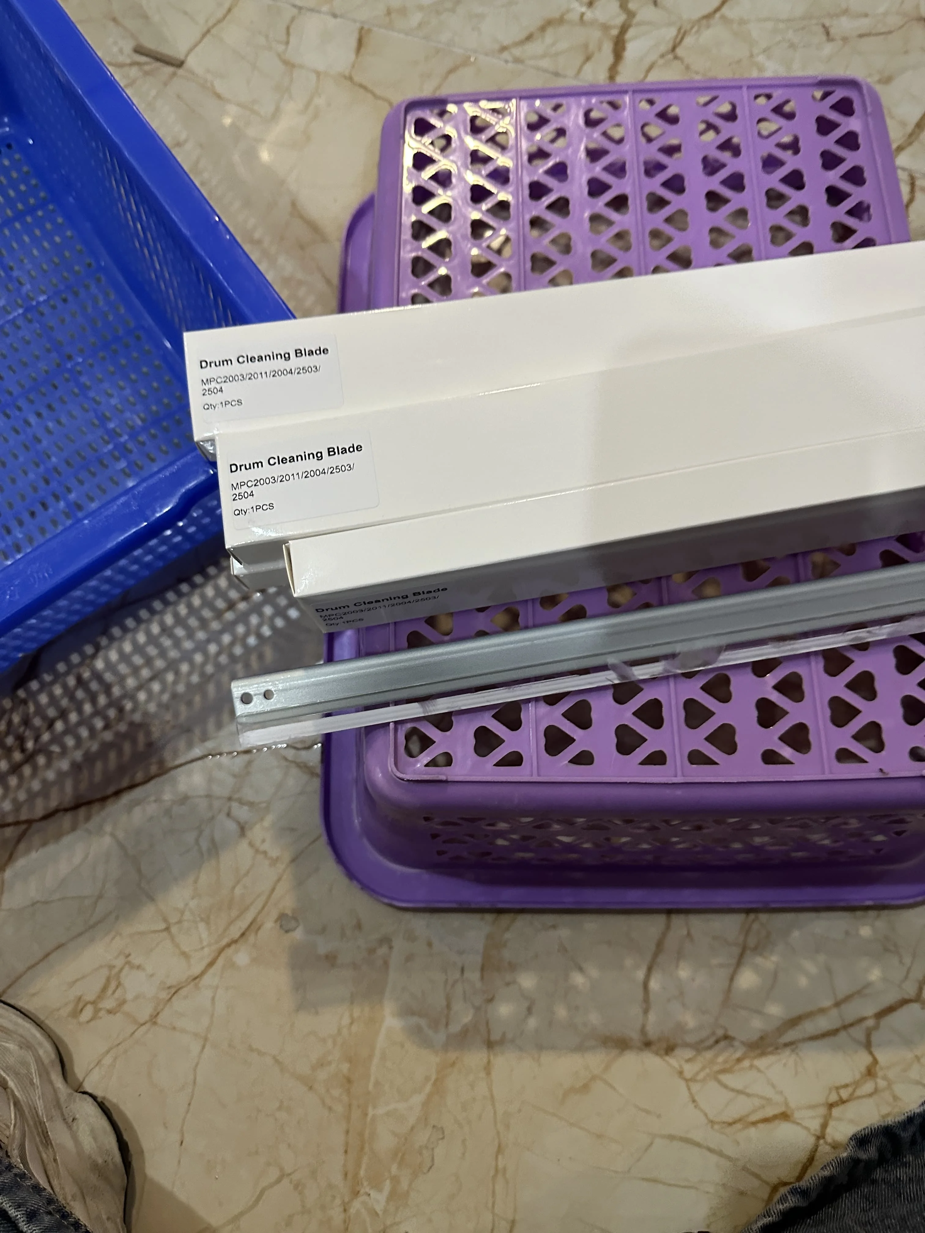 Cuchilla de limpieza de tambor para Ricoh MPC2003 MPC2503 MPC2004 MPC2504 MPC2011SP MP C2003 C2503 C2004 C2504 C2011 C2011SP hoja de cilindro