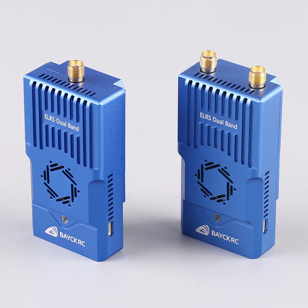 module-emetteur-nano-double-bande-bayckrc-c3-1w-haute-puissance-commutable-entre-915-mhz-et-24-ghz-pour-le-marche-des-composants-electroniques
