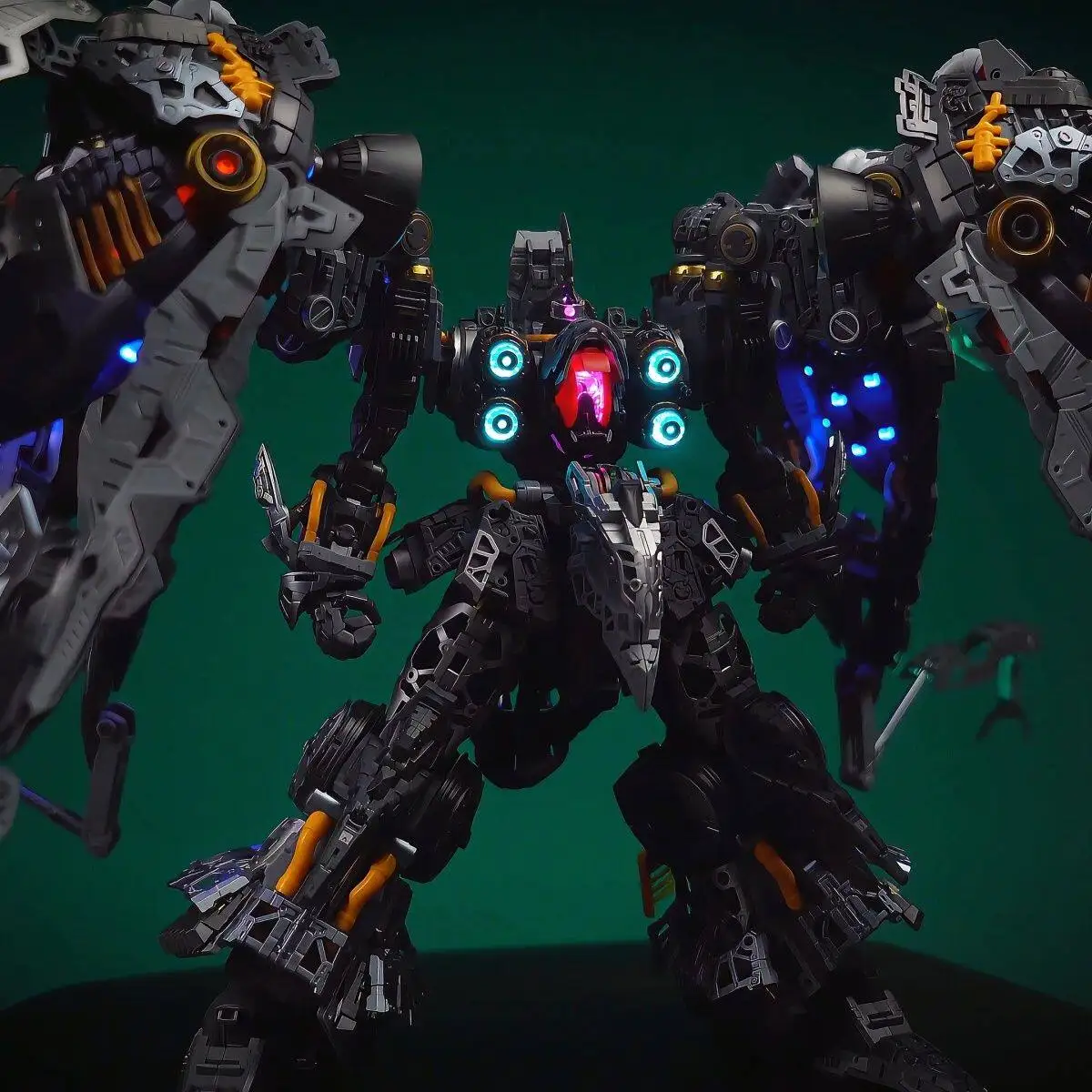 

В наличии: Сборная модель AXIS MODEL WORKS OSIRIS AERIAL DOMINATOR 1/100 с подвижными элементами, игрушка-меха NZ-666 Kshatriya, комплект светодиодного освещения