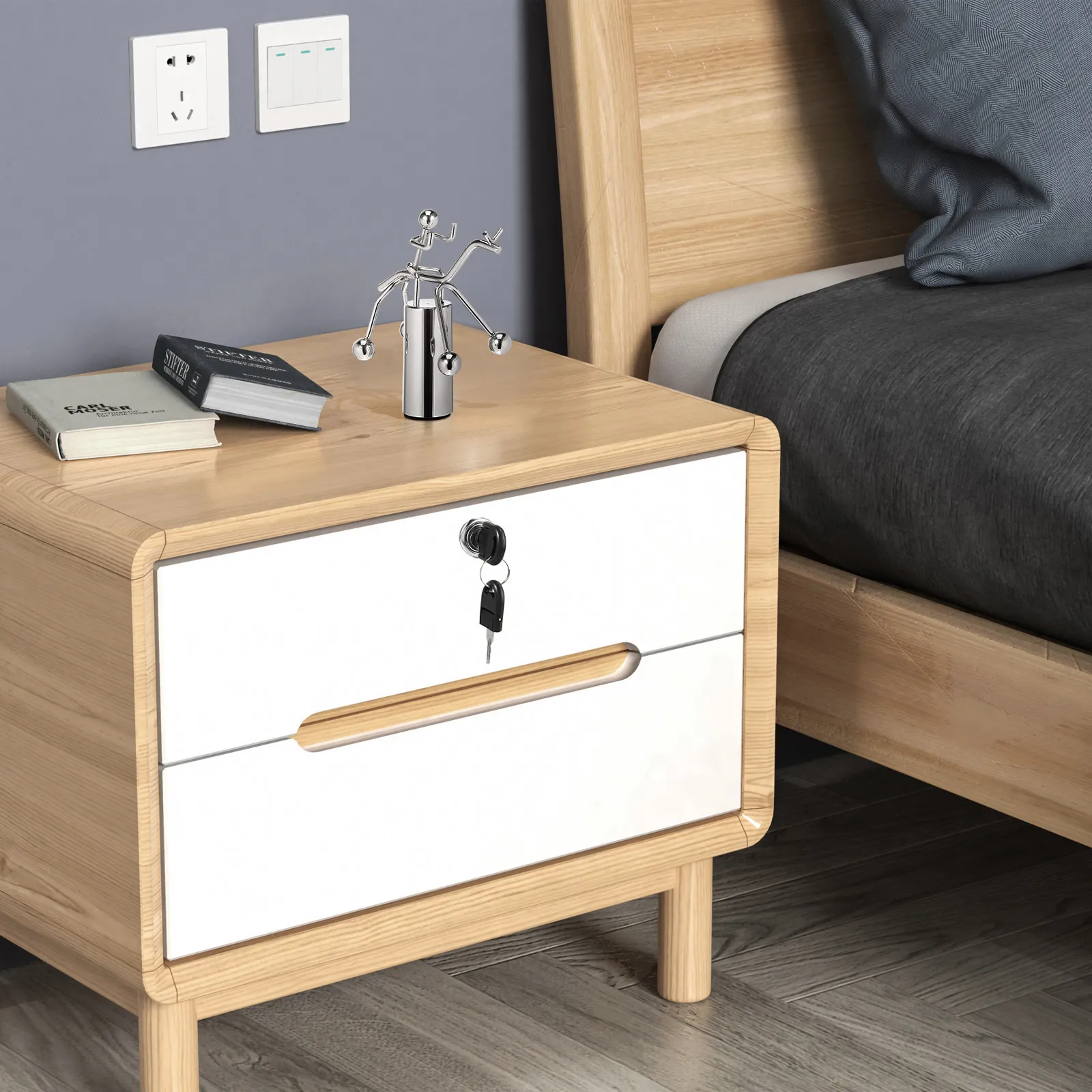 

Balance Ball Iron Swing Tumbler Ornament Desktop Decoration Creative Home Office Party Decorative Art Balance Ball