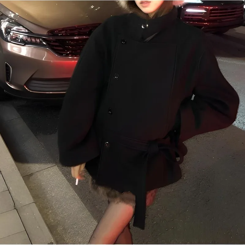 Cappotto di lana color caffè americano retrò di fascia alta Cappotto corto di lana a collo alto, nuovo stile per la primavera e l'inverno