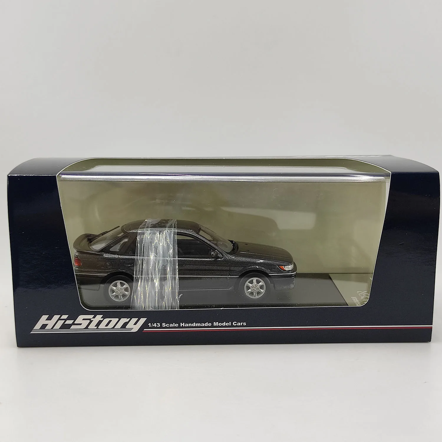 

Высокопроизводительная модель автомобиля из смолы Mitsubishi LANCER GSR 4WD 1984, масштаб 1:43