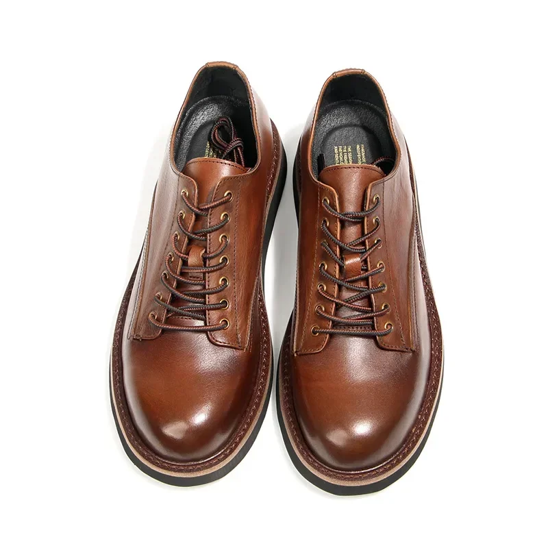 Oryginalne skórzane buty Brogue dla mężczyzn Retro Casual Shoes Round Toe Lace-up Men Flats Business Dress Shoes