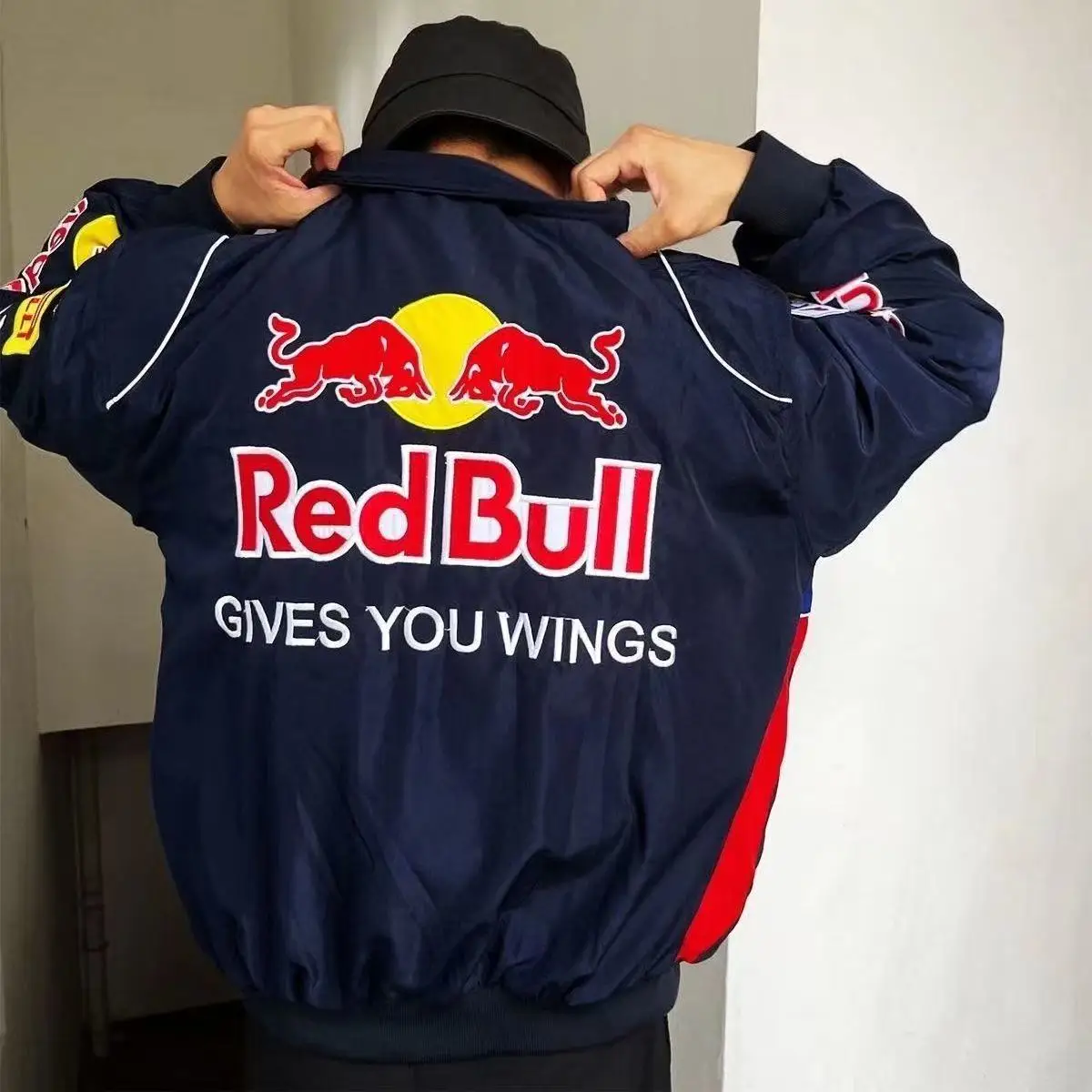 

Red Bull 2025 New Men's and Women's Racing Jacket Red Bull Outdoor Sports Jacket Spring and Autumn Fashion High Quality Jacket