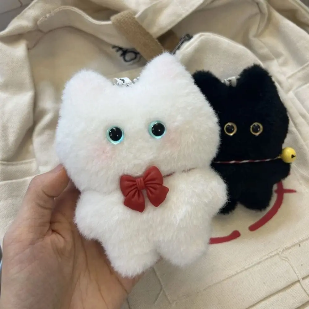 LLavero de felpa de gato negro de ojo grande, decoración de mochila, muñeco de gato antipérdida de dibujos animados, colgante de felpa suave divertido, regalo pequeño