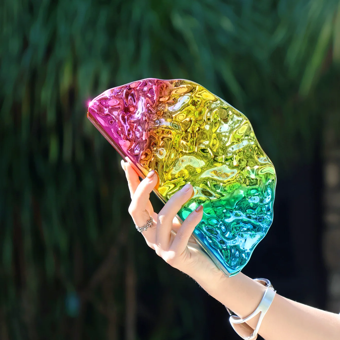 

Pro Brand Half Room Metal Fan Shell Clutch Purse Women New Gold Color Evening Wedding Party Luxury Handbag Snake Strap Lady Bag