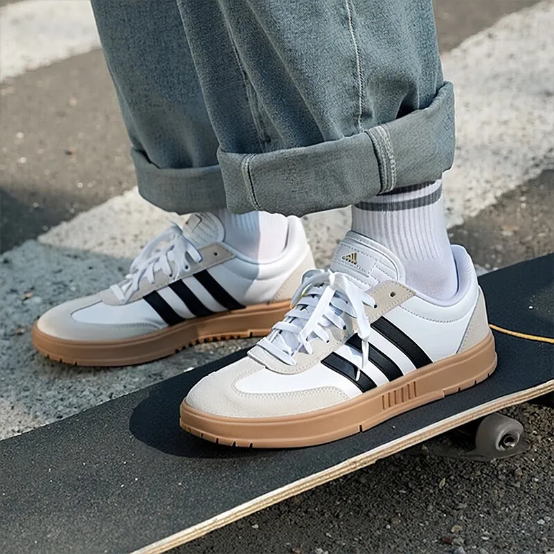

Adidas IE9044 Low Top Skate Shoes White Khaki Black Three Stripes Synthetic Upper Lace Up Wear-resistant Gum Rubber Sole Casual