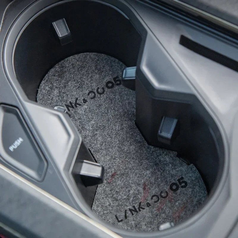 For Lynk&co 03/05/06/02 2019-2023 Models New 01 Door Slot Mat Felt Water Cup Anti Slip Storage Mat Special Interior Modification