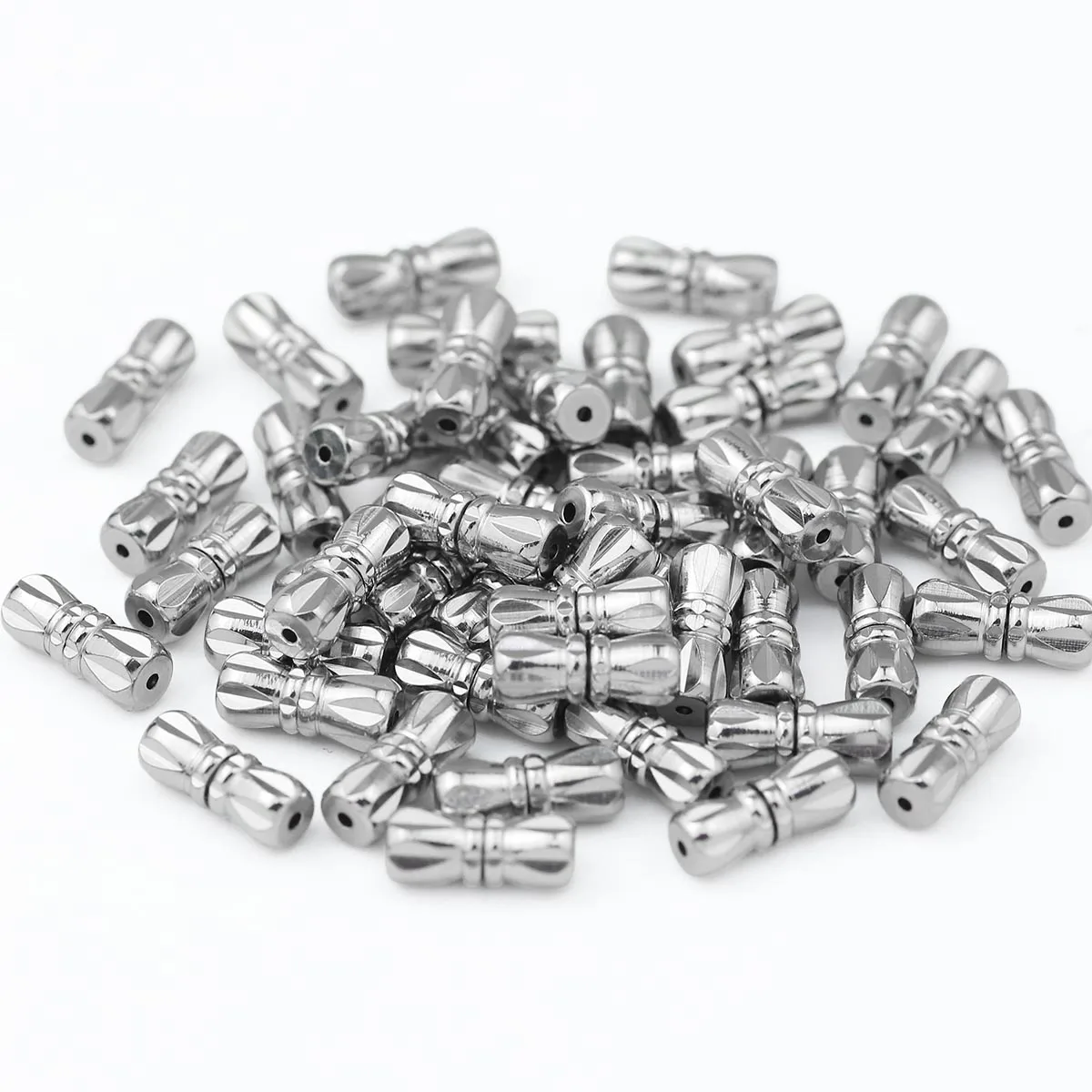 4,5 x 11 mm Edelstahl-Schraubverschluss in Stahlfarbe für handgefertigte DIY-Schmuckherstellung, geeignet für Schraubverschluss-Schmuckzubehör
