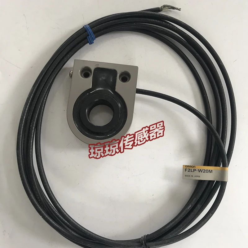 Threading Detection Proximity Sensor F2LP-W20M Detection Distance 20mm Original Japanese Spot Hot Sale