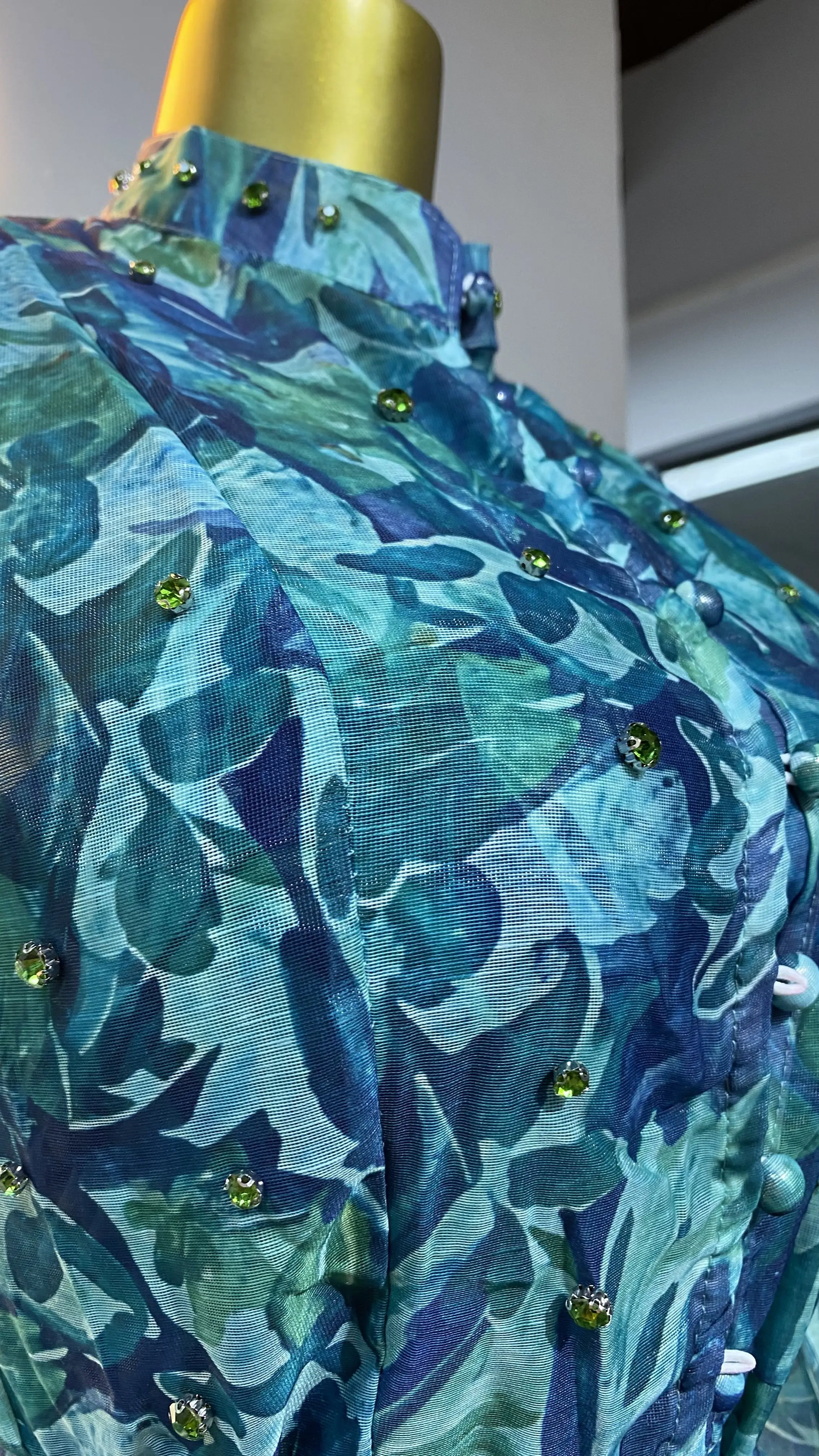 Womens New Lightweight Luxury Nail Diamond Design Single Breasted Waist Large Swing Dress-GZMM277