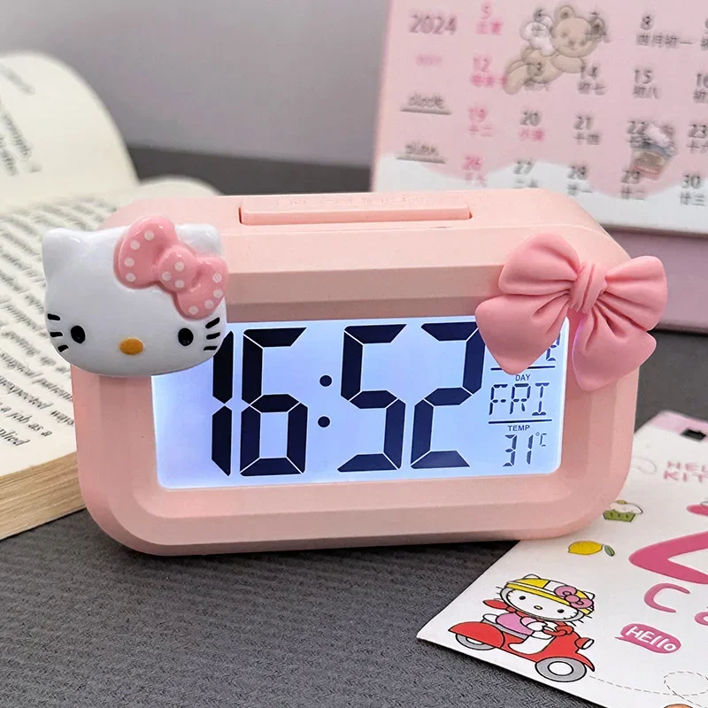 Sanrio Hello Kitty Alarm Leuke Kitty Kat Noctilucent Wekkers Cartoon Mini Wekkers Slaapzaal Desktop Ornament Geschenken