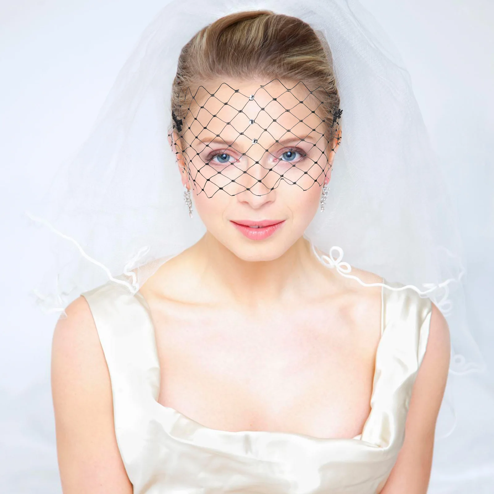

Elegant Black Mesh Face With Clips Charm Mysterious Costume Party Accessory Bride Tea Masquerade Wear Water