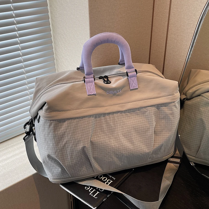 

Extra Large Duffel Bag for Travel, Expandable Weekender Bag for Women, Carry on Hand Luggage Overnight Bag with Wet Pocket