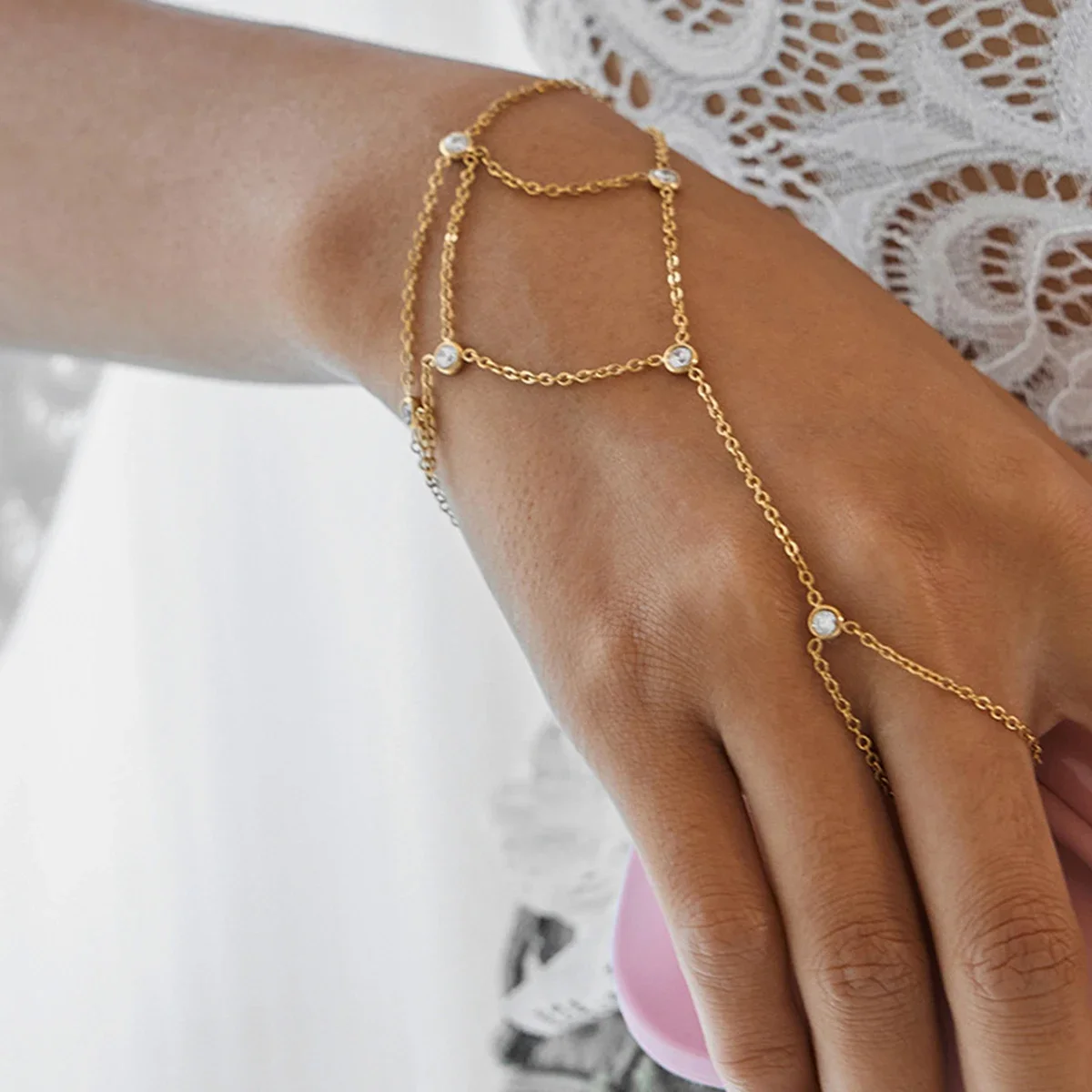 

Delicate Mesh Zircon Beads Hand Chain Bracelet for Women 18K Gold Plated Stainless Steel Fashion Jewelry Waterproof Gift
