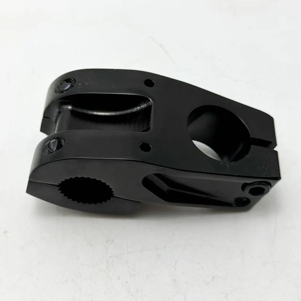 BMX-Lenkervorbau aus 6061 Aluminiumlegierung, 50 mm Reichweite, 22,2 mm Lenkerklemmbereich, 28,6 mm Gabelrohr, 30 mm Einstecktiefe, Fahrrad-BMX-Vorderlenker. – Detail 12