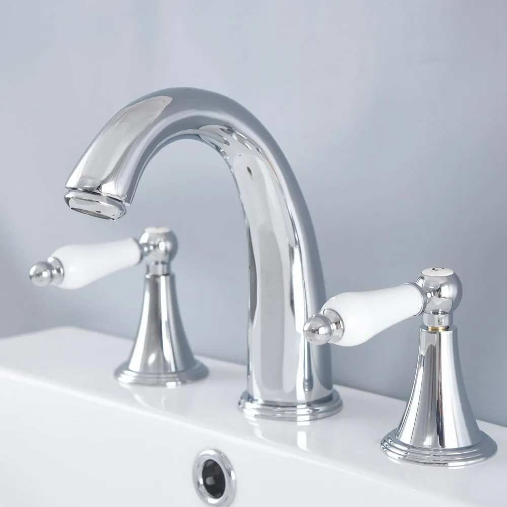 

Polished Chrome Brass Deck Mounted Dual Handles Widespread Bathroom 3 Holes Basin Faucet Mixer Water Taps tnf980