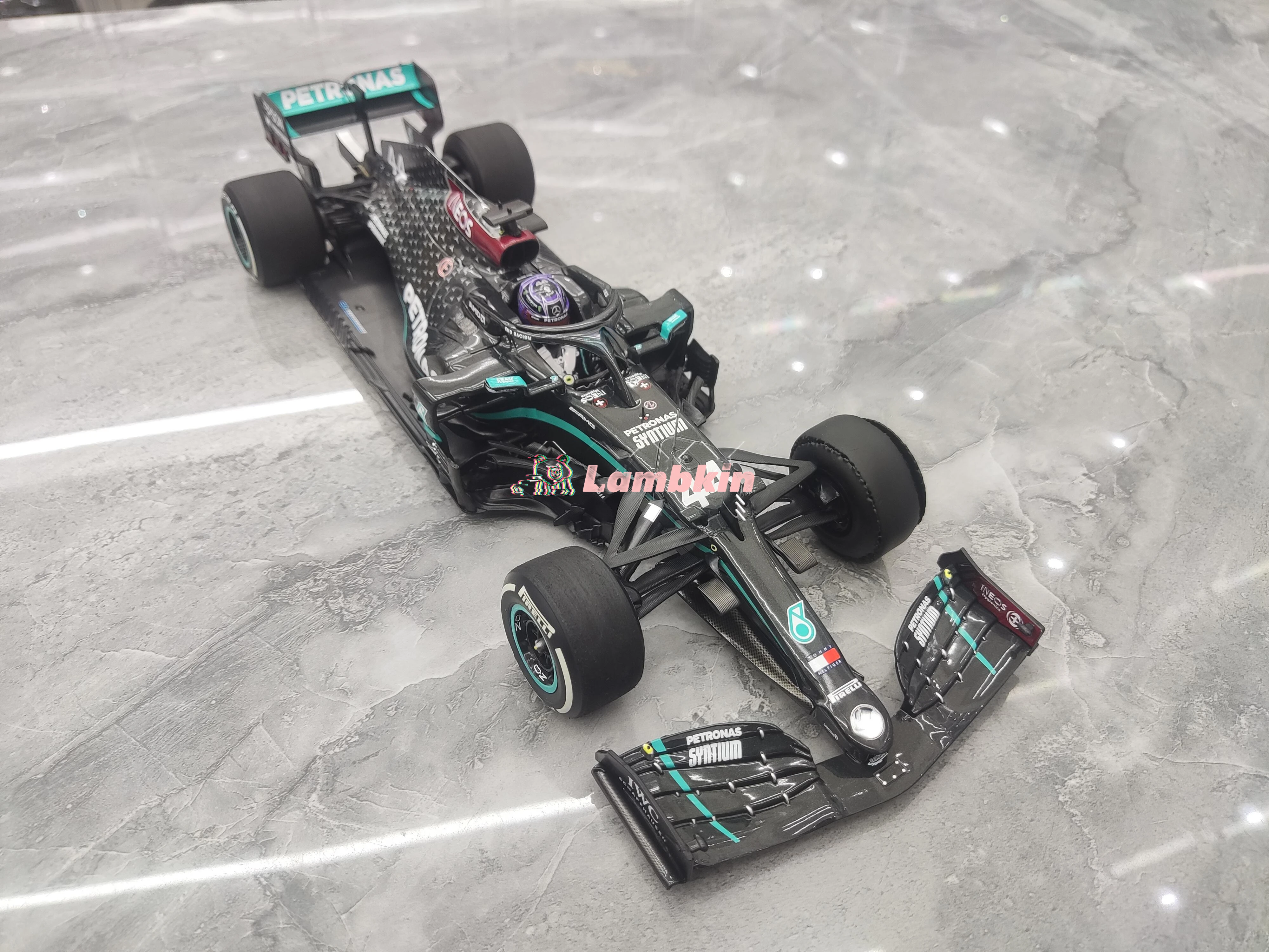 Minichamps 1:18 For 2020 UK W11 Hamilton Victory F1 Simulation Alloy Car Model