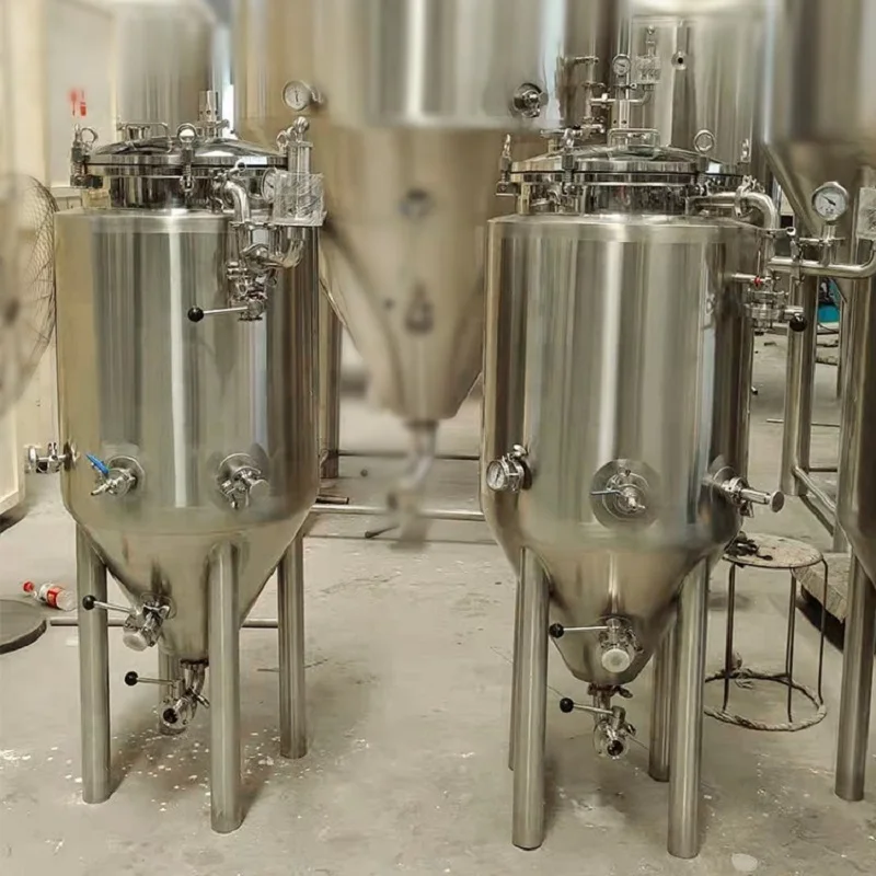 Hot Sale  New Design 1bbl Conical Beer Fermenter 1BBL Homebrew Tank Jacketed Isobaric Unitank for Brewery