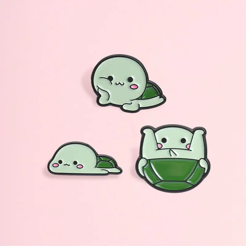 Q-version green turtle metal brooch with cheek support cute animal cartoon pin cute pet decoration badge