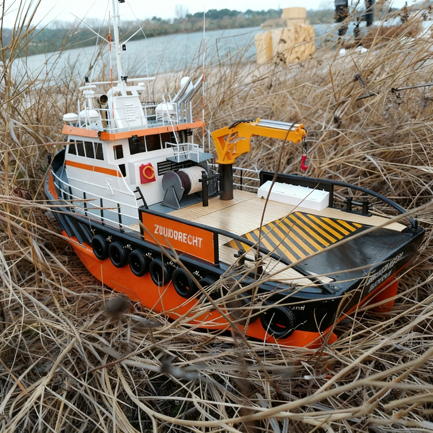 RC Ships1/36 65cm Dual Motors Type 2308 Multi-functional Remote Control Boat Fiberglass Hull RC Schiffe Model Kit Ship Toy