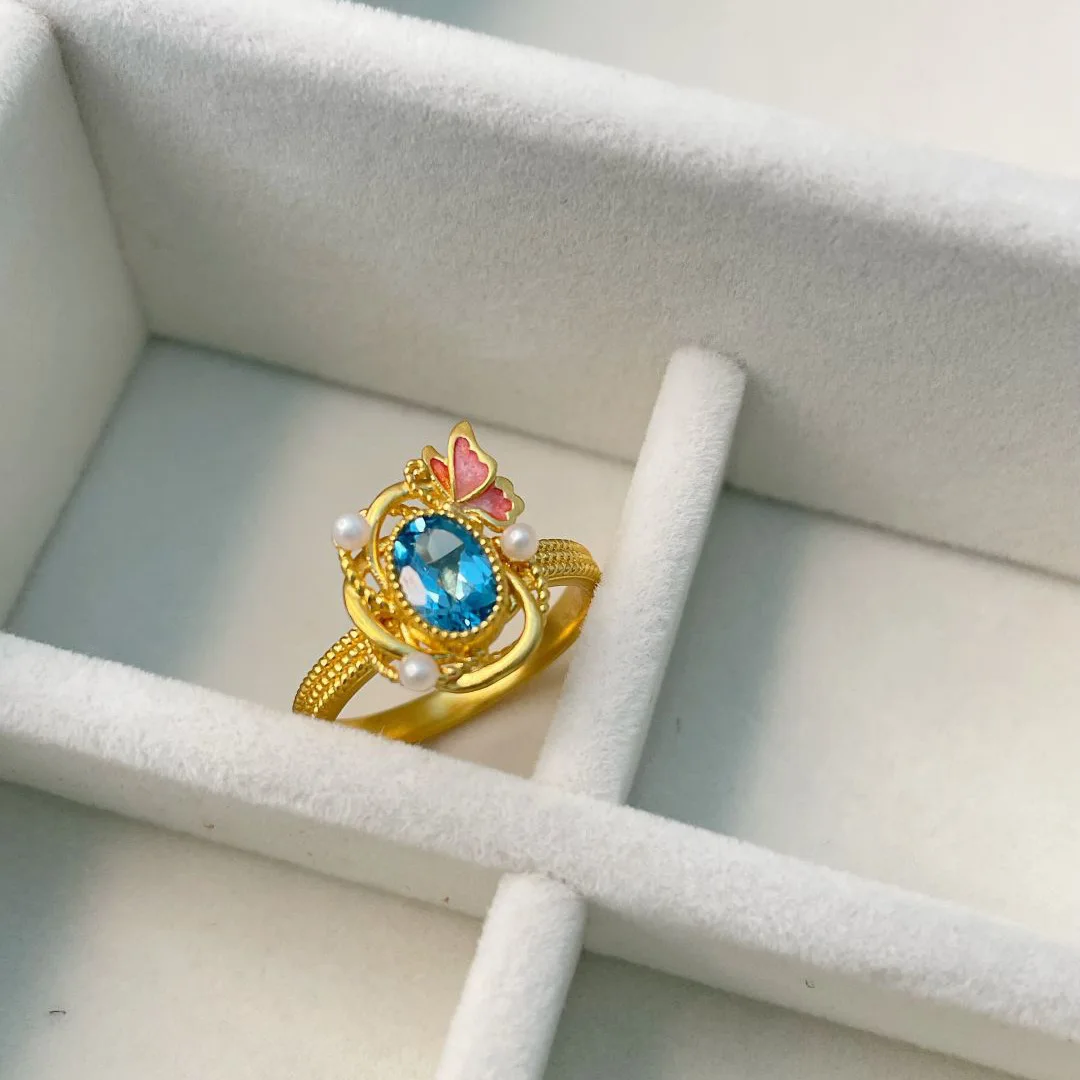 خواتم فراشة مرصعة بالأحجار الكريمة الزرقاء الإبداعية للنساء خاتم زفاف لؤلؤ فاخر خفيف هدية مجوهرات ساحرة