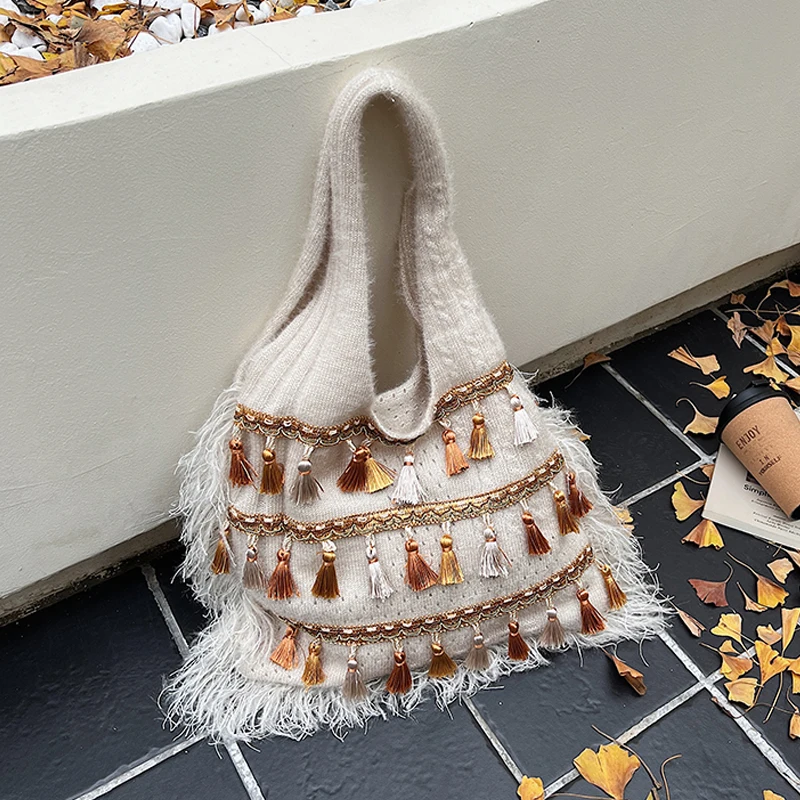 

Fashion Ethnic Style Tassel Leisure Bag Women Large Capacity Knitted One Shoulder Underarm Bags Commute Relaxation Tote Bag
