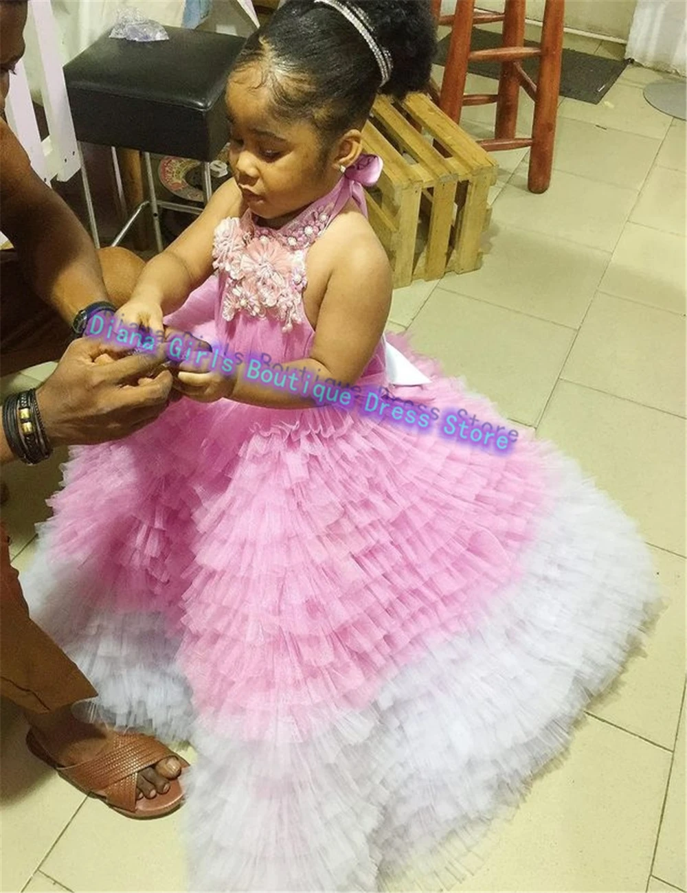Quality Pink Tulle Fluffy Flower Girl Dress Lovely Appliqued Tiered For Little Girls Princess Wedding Birthday Party Dresses