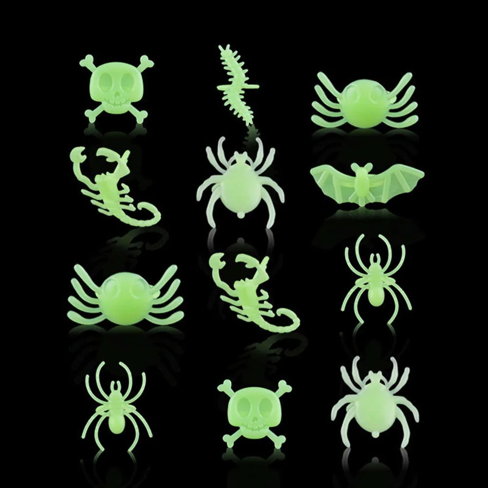 24 Pcs Light up Ring Toys Glow The Dark Rings Halloween Finger Ghost Head Props Glowing