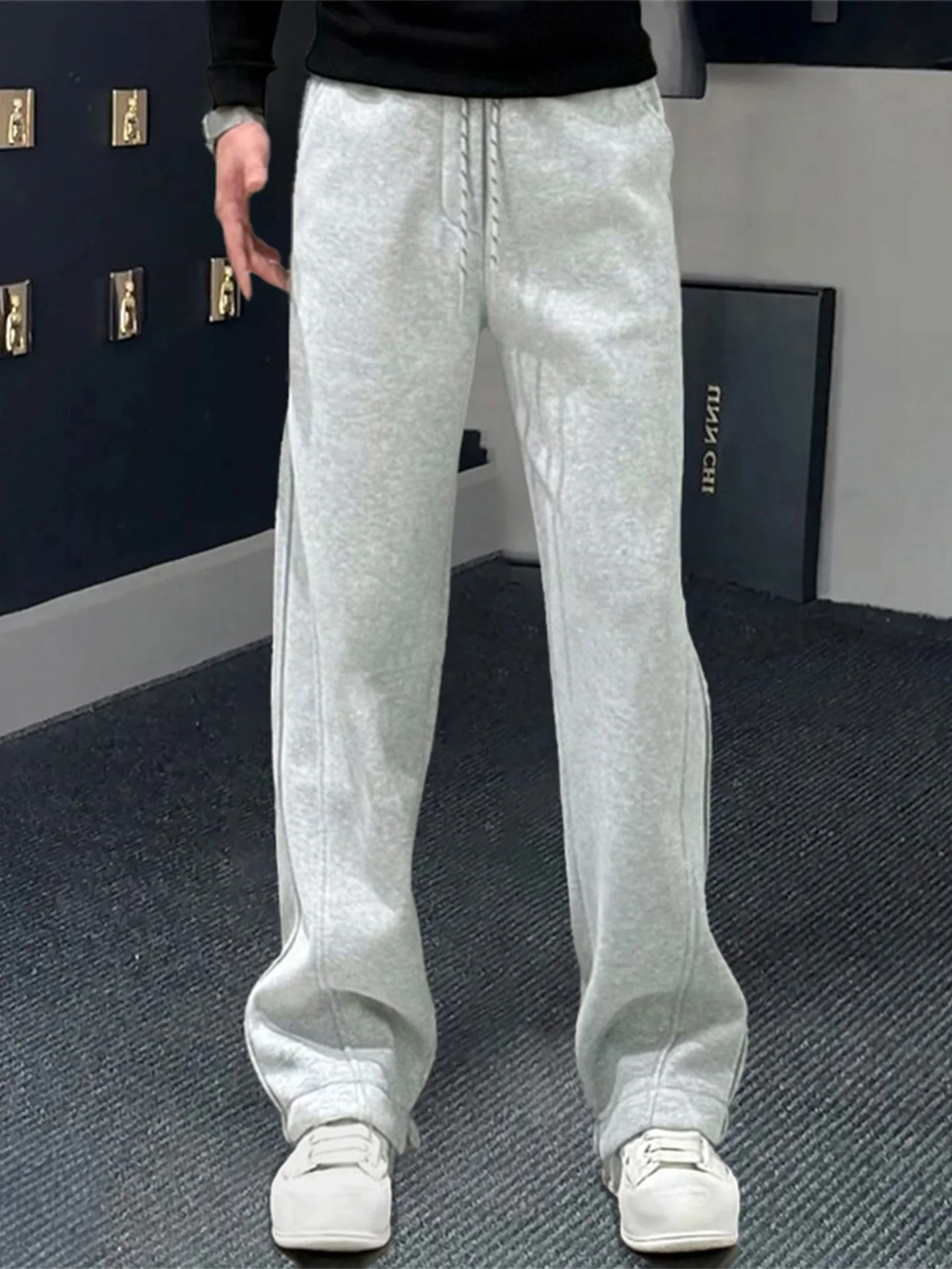 

Мужские повседневные спортивные брюки прямого кроя с флисовой подкладкой, легкие брюки-буткэт класса люкс, американские стильные осенне-зимние спортивные штаны