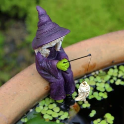 1 piece of fishing witch resin handicraft, fish tank decorative ornament, water feature decorative fishing witch ornament, Hallo
