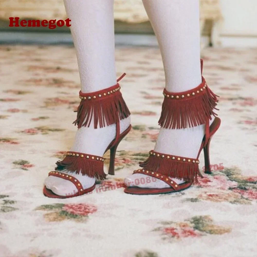 

Женские босоножки на шпильке с открытым носком, коричневые босоножки с заклепками и кисточками, замшевые элегантные туфли на шнуровке с бахромой, лето 2024, новые пикантные туфли