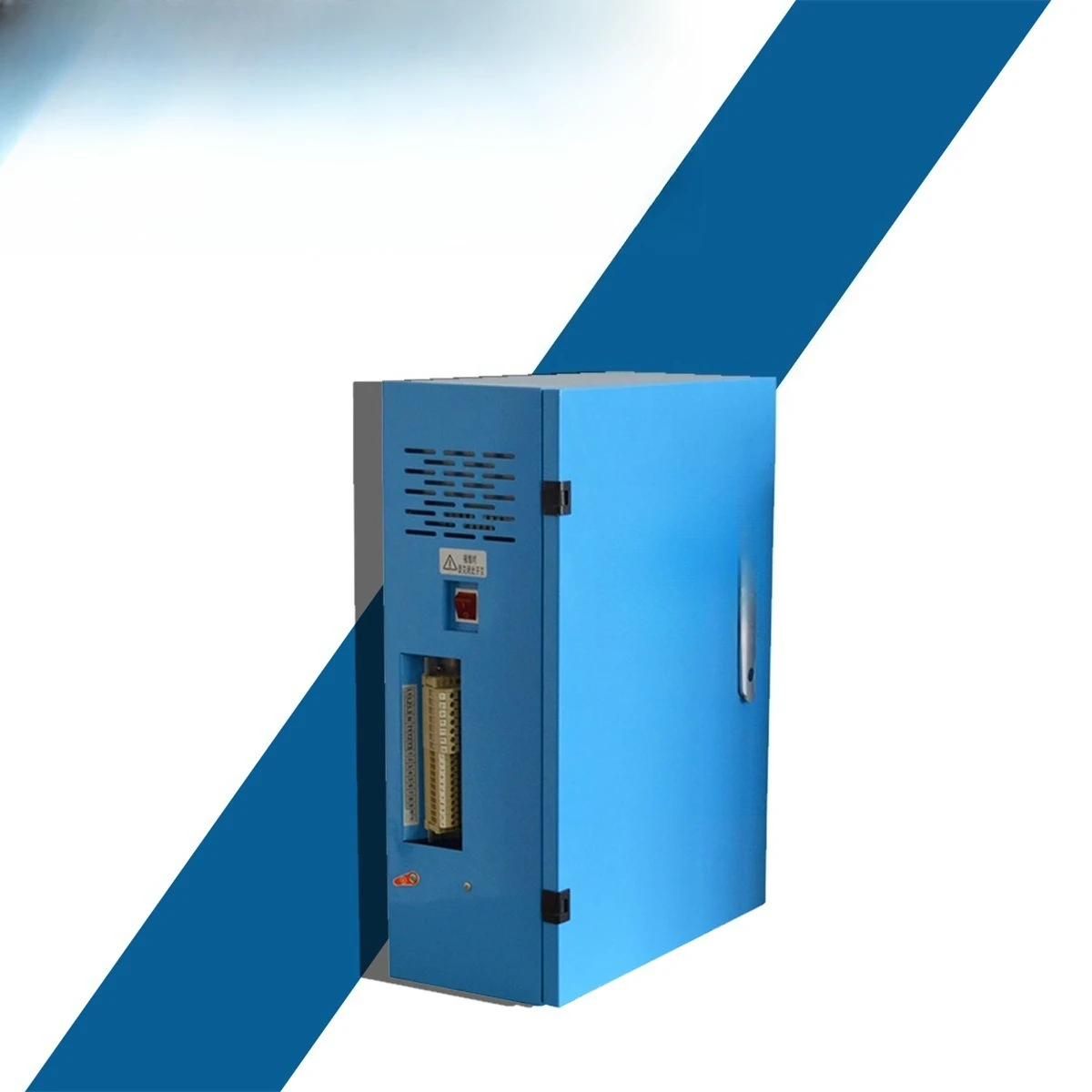 Level device, elevator power failure emergency device, elevator emergency level