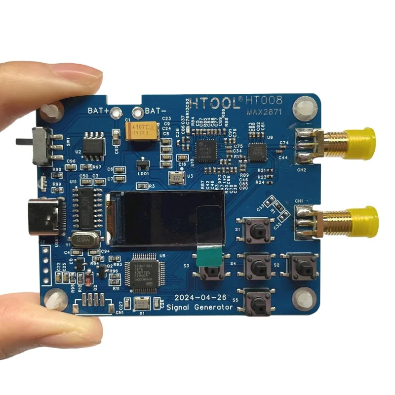 

HT008 MAX2871 Источник сигнала RF-модуль 23,5-6000 МГц обеспечивает последовательное управление Поддержка CH2 -25 дБ Обновление регулирования мощности