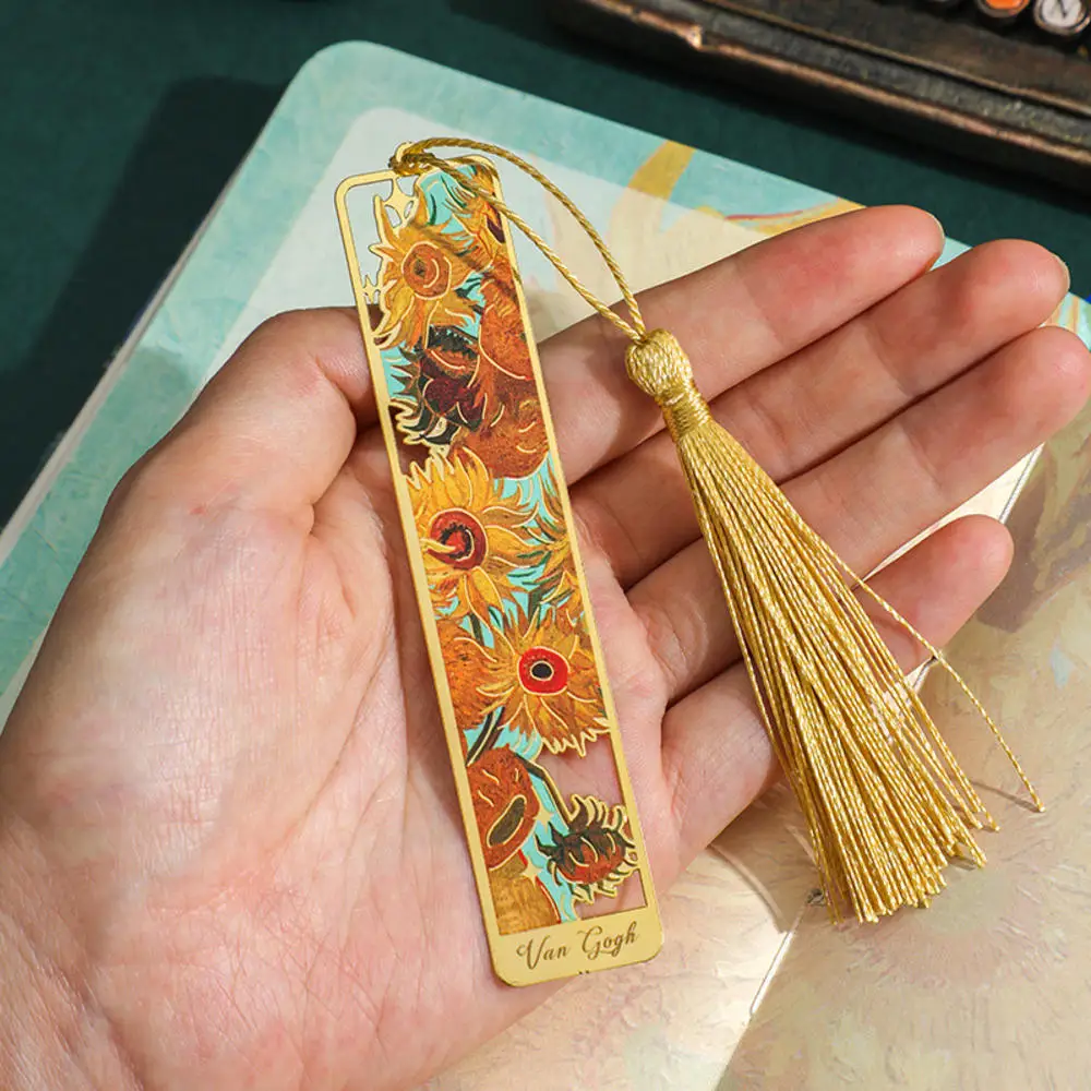 Retro Chinese Style Metal Hollow Bookmarks Creative Out Bookmark Book Clip Student Stationery School Office Supply New Year Gift