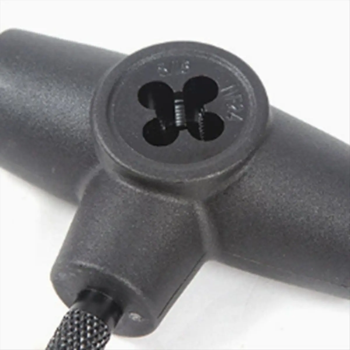 ABNH Skateboard T Tool T Shape Skateboard Tool Skateboarding Wrench Repair Tool Roller Skate Wrench for Skates or Quad Skates