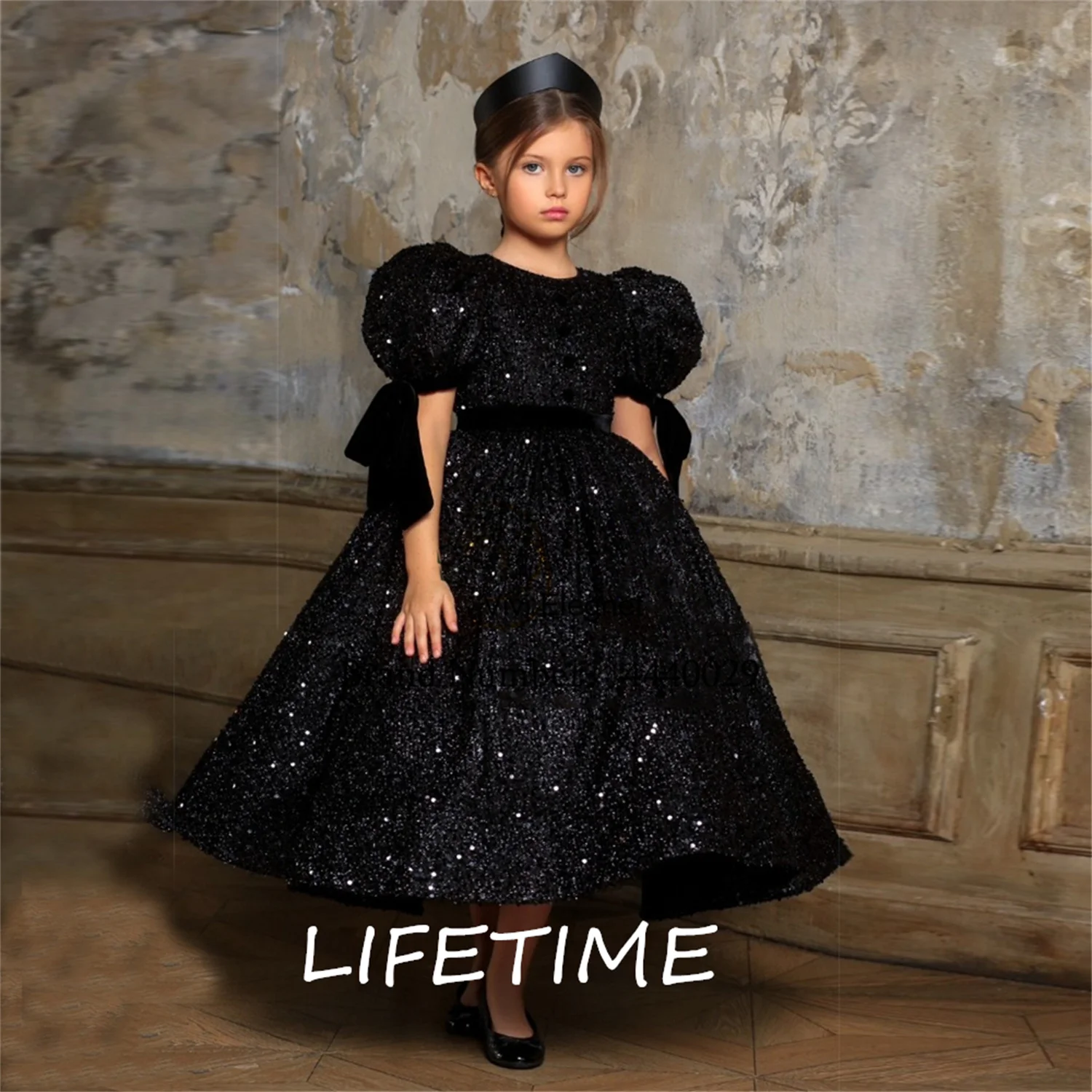 Scoop Short Sleeve Flower Girl Dresses Black Sequined Wedding Party Gowns 2023 Ankle Length Christening Girl Dress Winter Christ