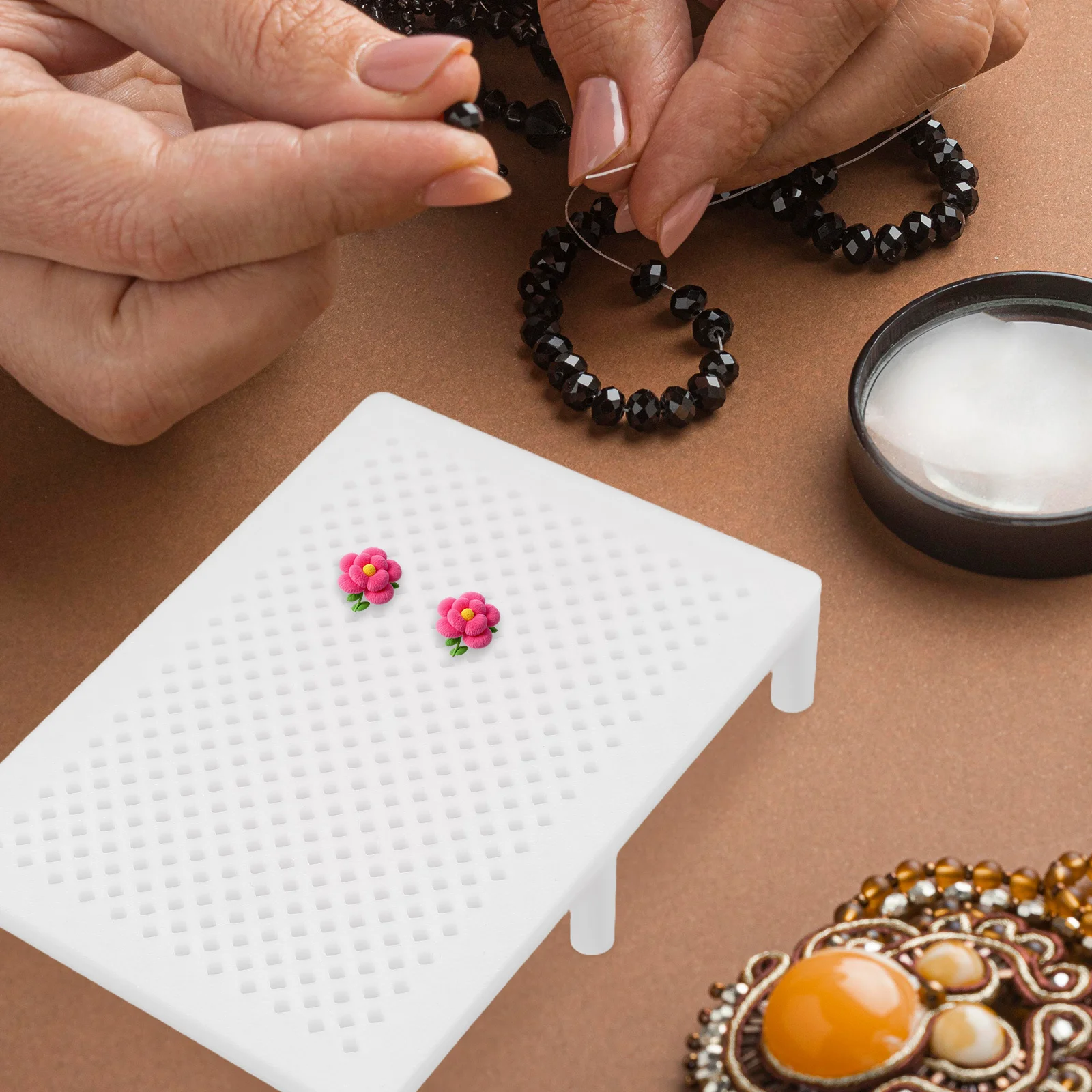 سماعات أذن لاسلكية Ipx7 مقاومة للماء مع خاصية إلغاء الضوضاء مع علبة شحن لتشغيل رياضة الصالة الرياضية