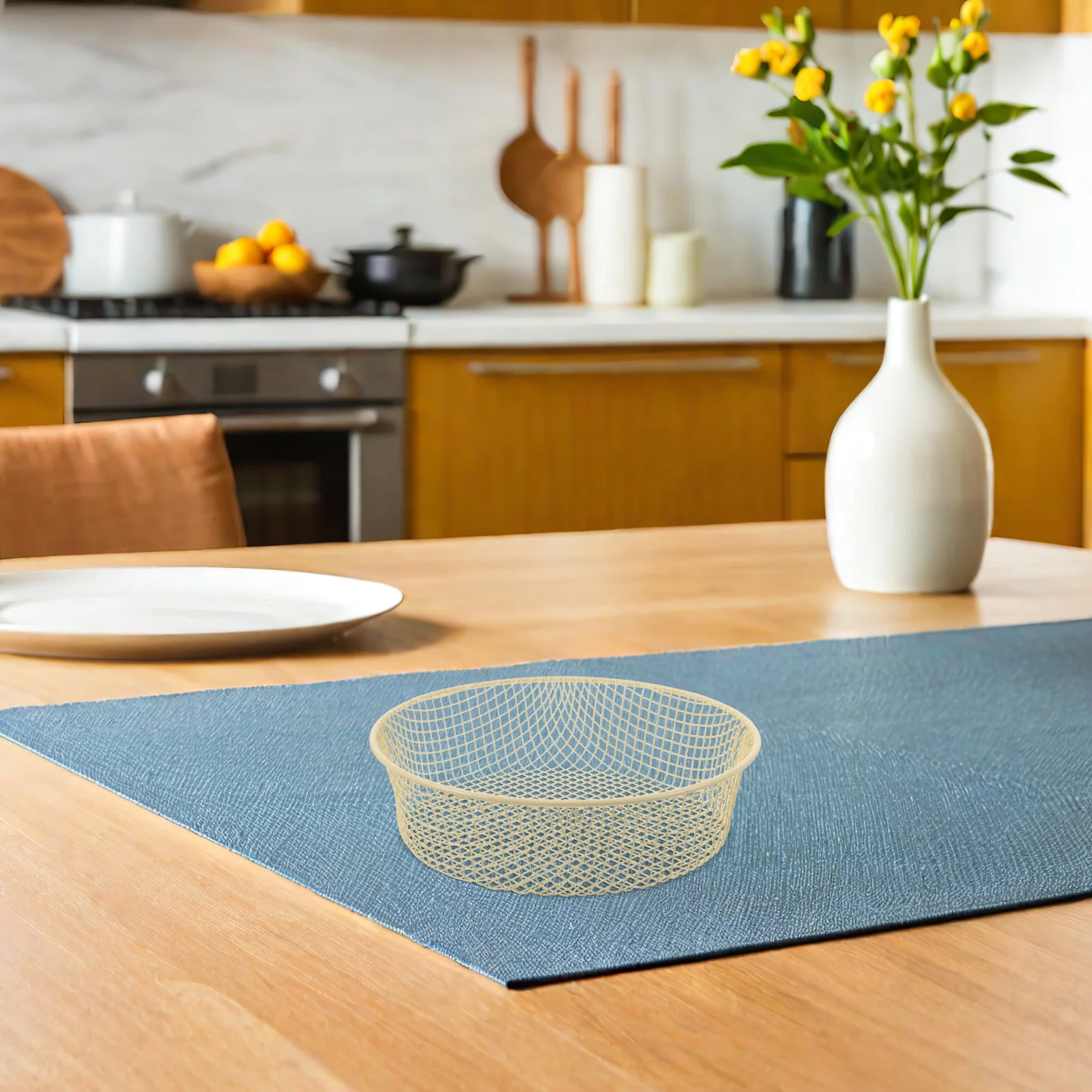 

Desktop Metal Wire Basket Round Storage Organizer Multifunctional for Office Bedroom Kitchen Tabletop Stationery Makeup Supplies