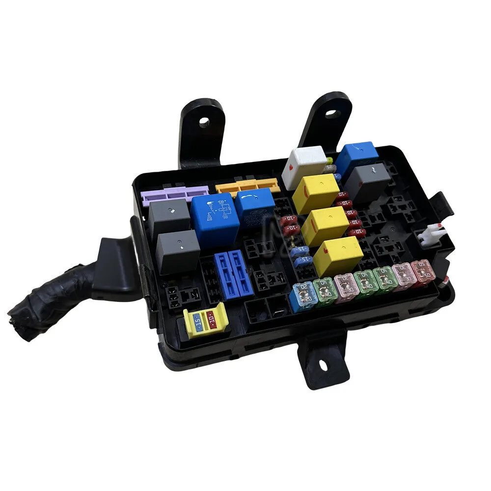 

Relay Fuse Box For Hyundai Terracan HP 2001-2006 2.9 CRDi 91700H1000 91700-H1000