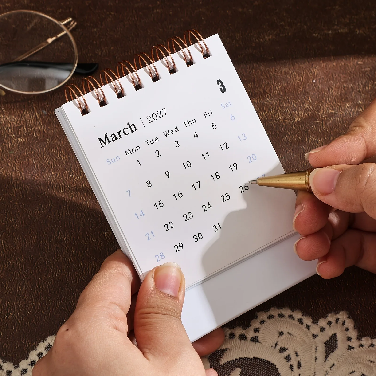2027 Mini Desktop Calendar, Thick Standing Desktop Calendar, Home/School/Office Use, Back-to-School Season, Christmas Gift
