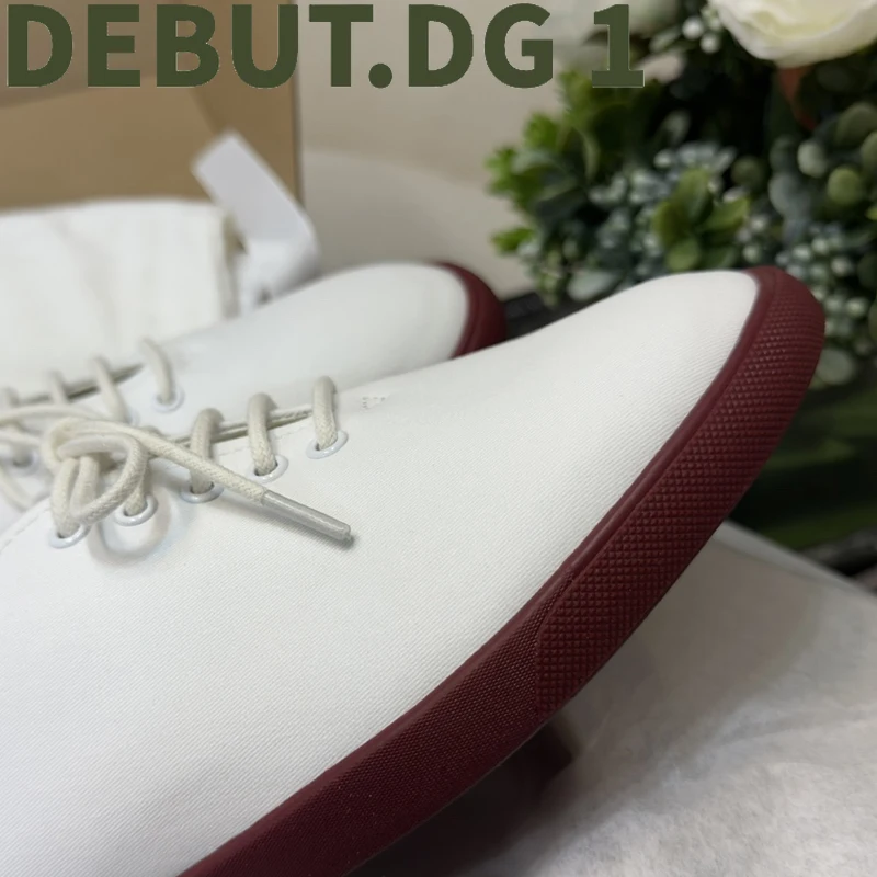 Women's White Retro Canvas Sneakers Imported Fabric Soft Leather Lining Comfortable Versatile Shoes
