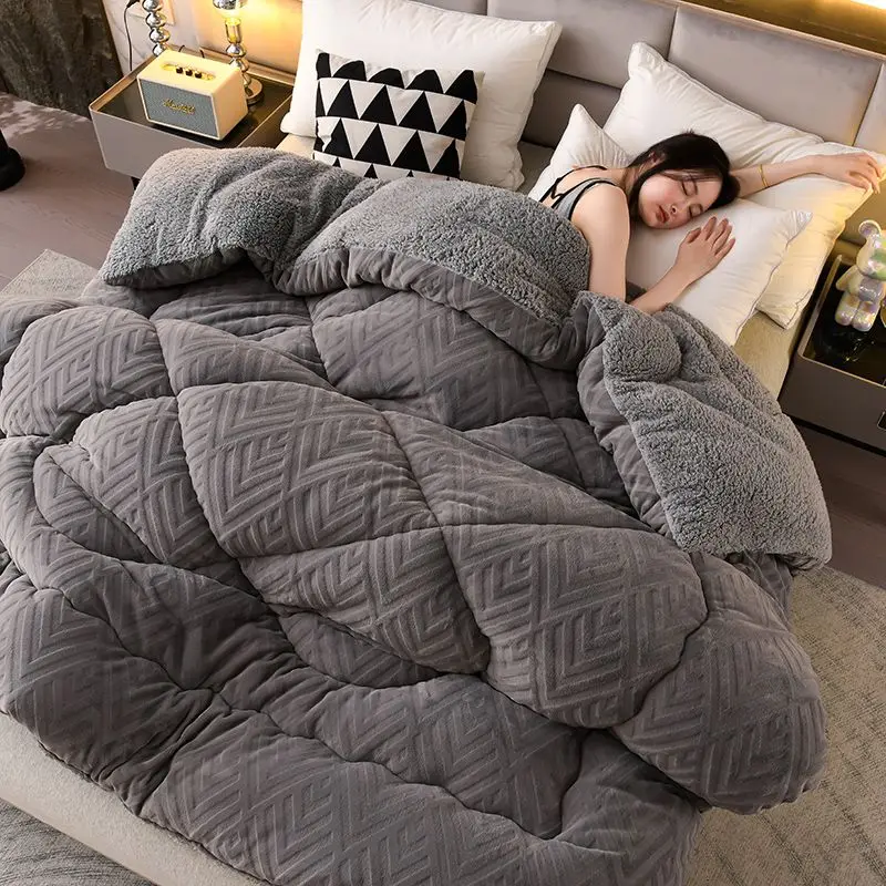 New Super Warm Lamb Wool Quilt Winter Thickened Comforter Warmth Cotton Double-Sided Velvet Soft King Queen Full Size Quilt