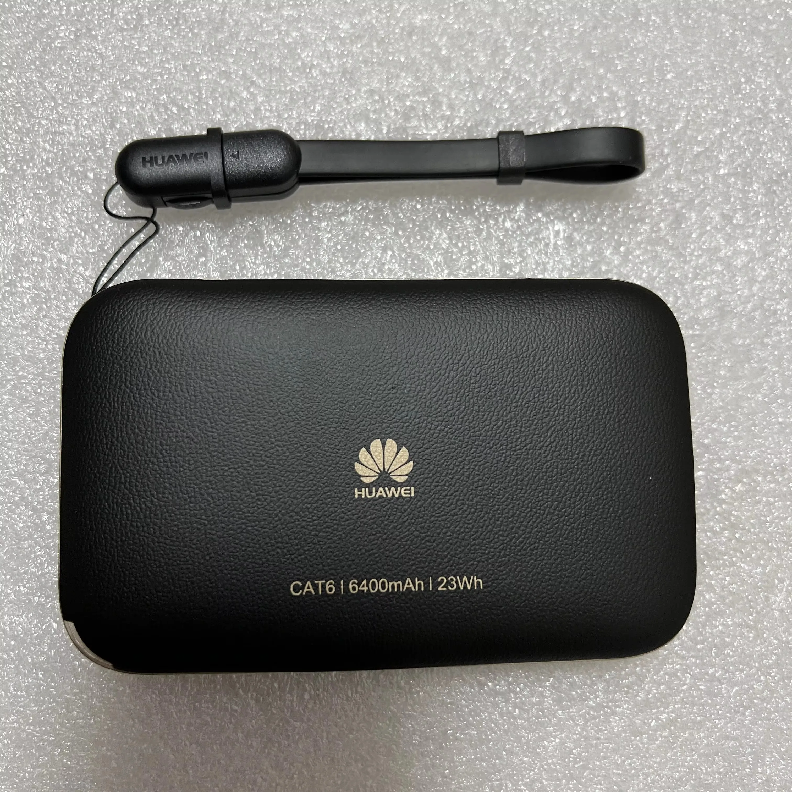 NEW Huawei E5885 Mobile WiFi Pro 2 E5885ls-93a Cat6 300 Mbps