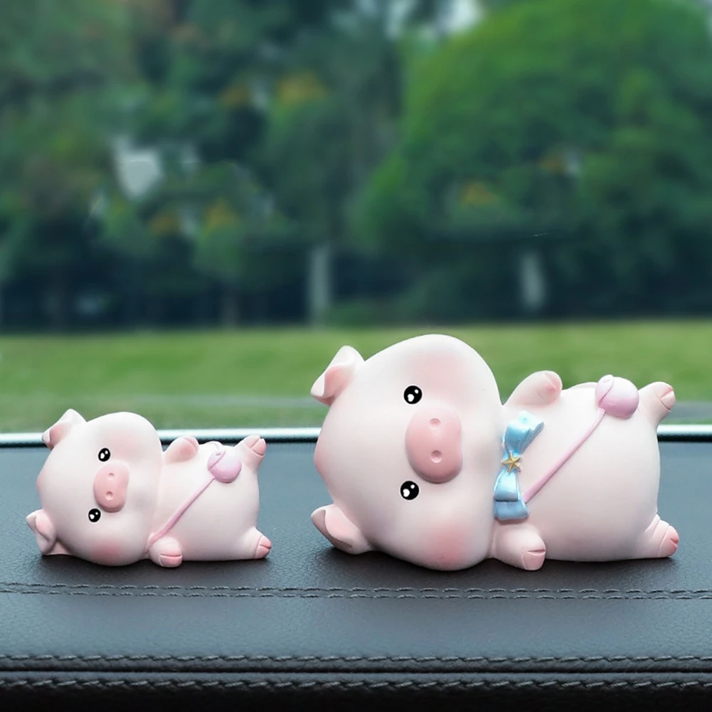 

Милые свинки-фигурки из смолы для автомобиля, креативные украшения для дома, декор для салона автомобиля, мультяшные статуэтки свинок, украшение для приборной панели, Тип 2