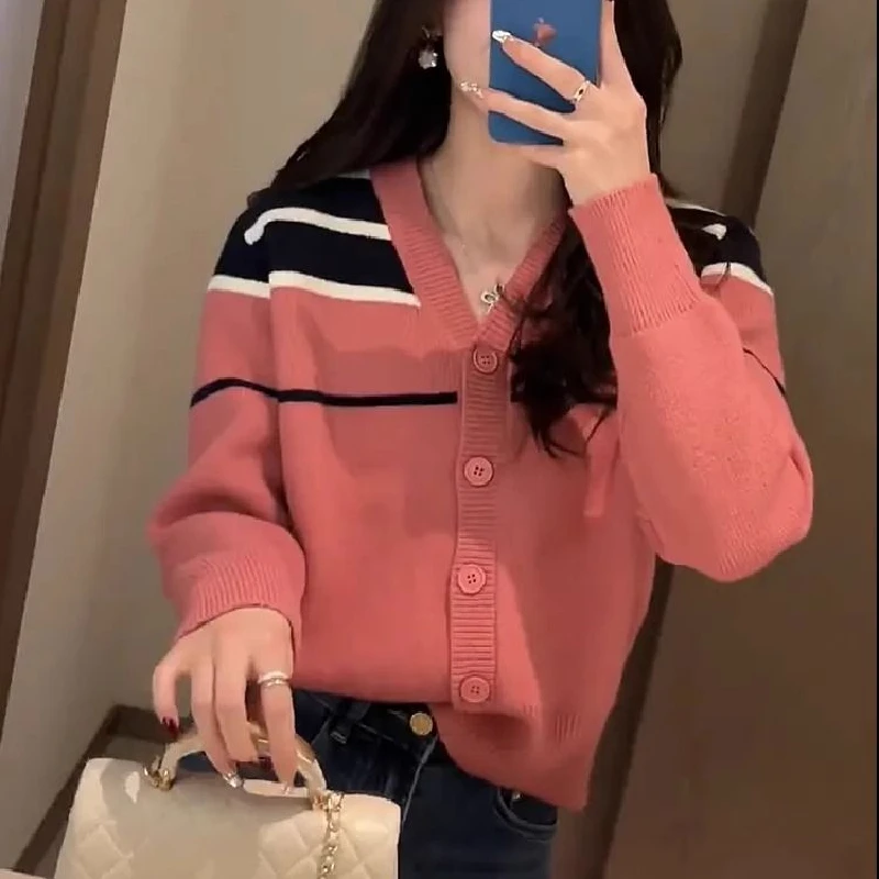 

Новое поступление 2025, свитер без пуха, уникальный большой женский свитер Lang, элитная весенняя коллекция «Тринадцать рядов», красивый длинный V-Ne S...